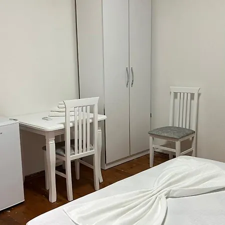 Cozy Little Holiday House Apartment